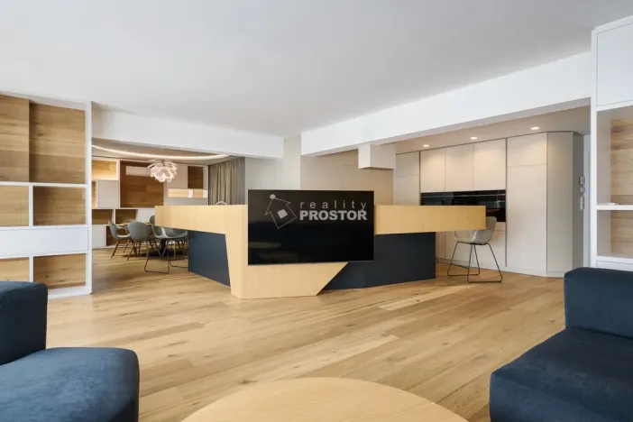 Pronájem rodinného domu, Praha - Troja, Pod Salabkou, 433 m2