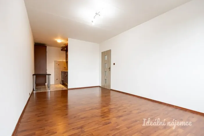 Pronájem bytu 2+kk, Praha - Komořany, Na Komořsku, 45 m2