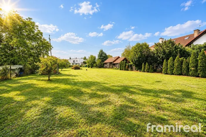 Prodej pozemku pro bydlení, Staré Město, Velehradská, 1199 m2