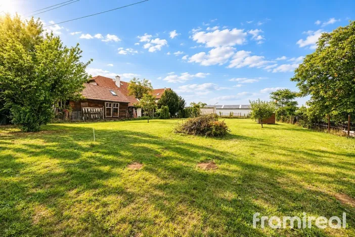 Prodej pozemku pro bydlení, Staré Město, Velehradská, 1199 m2