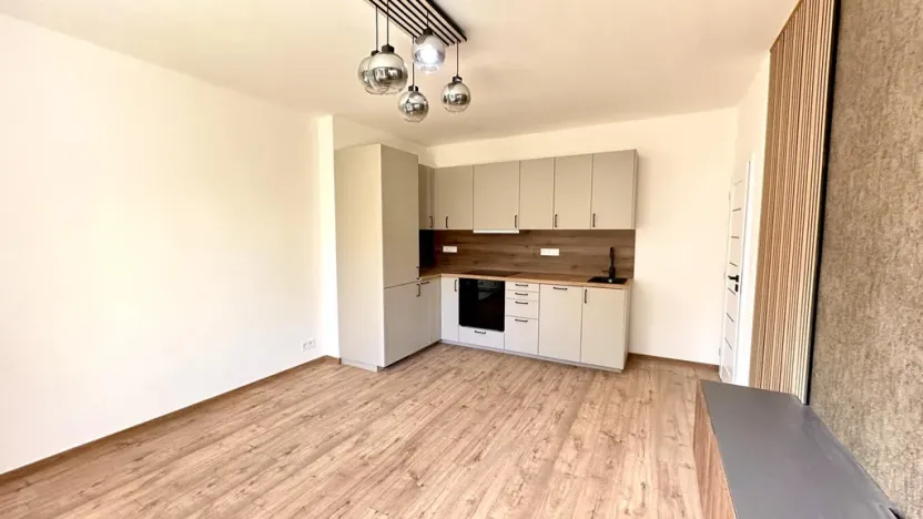 Prodej bytu 2+kk, Praha - Letňany, Rýmařovská, 36 m2
