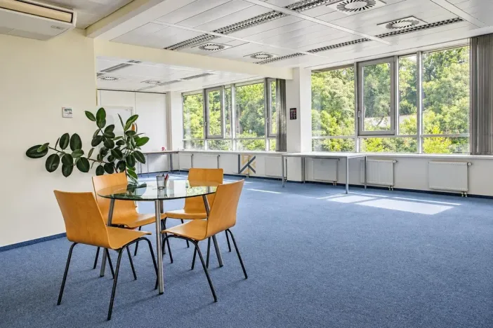 Pronájem kanceláře, Praha - Dejvice, Evropská, 25 m2
