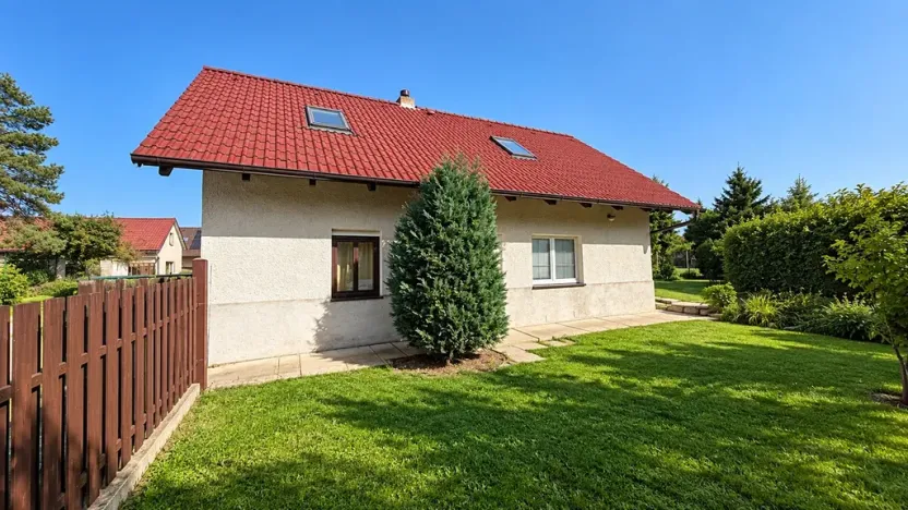 Pronájem bytu 2+kk, Bříství, 45 m2