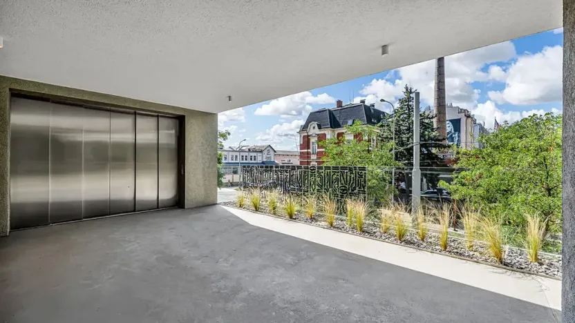Prodej bytu 4+kk, Praha - Holešovice, Komunardů, 181 m2