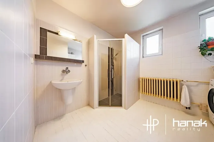 Prodej rodinného domu, Hradčany-Kobeřice, 243 m2