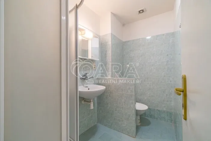 Pronájem bytu 1+kk, Dřevohryzy, 27 m2