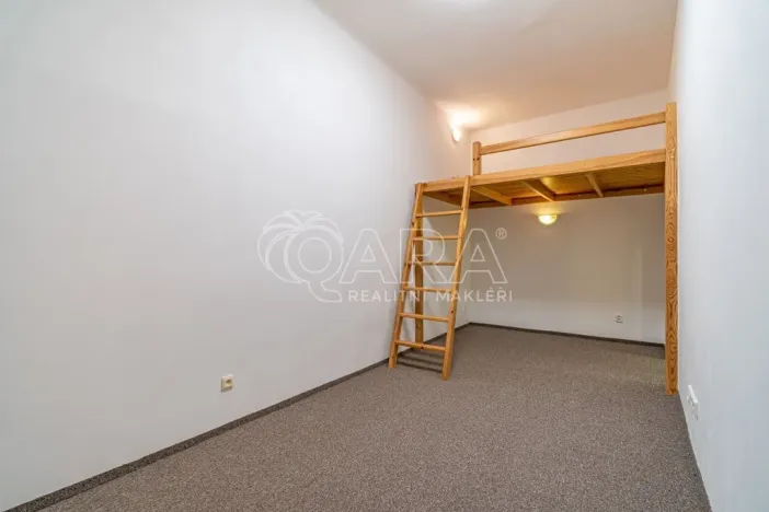Pronájem bytu 1+kk, Dřevohryzy, 27 m2