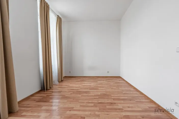 Prodej bytu 2+kk, Praha - Libeň, Sokolovská, 57 m2