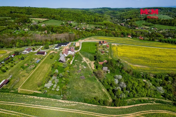 Prodej pozemku pro bydlení, Halenkovice, 772 m2