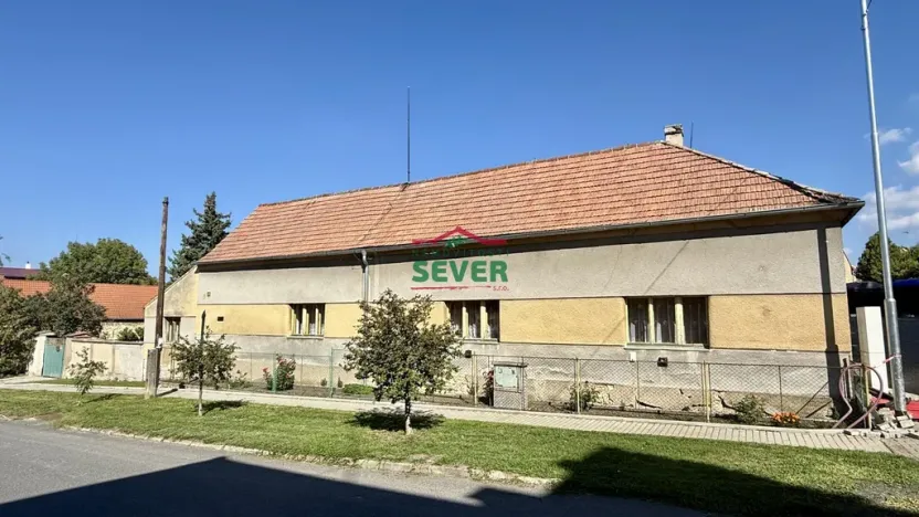 Prodej rodinného domu, Křesín - Levousy, 241 m2