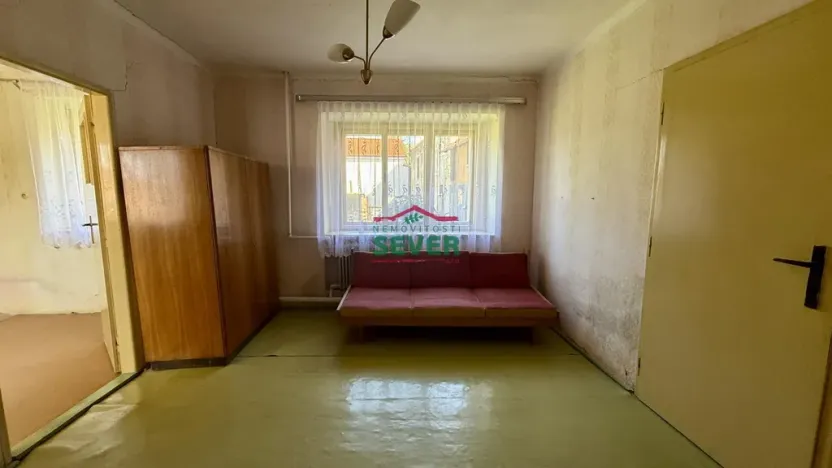 Prodej rodinného domu, Křesín - Levousy, 241 m2