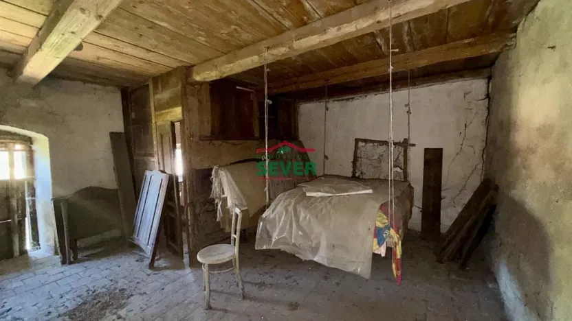 Prodej rodinného domu, Křesín - Levousy, 241 m2
