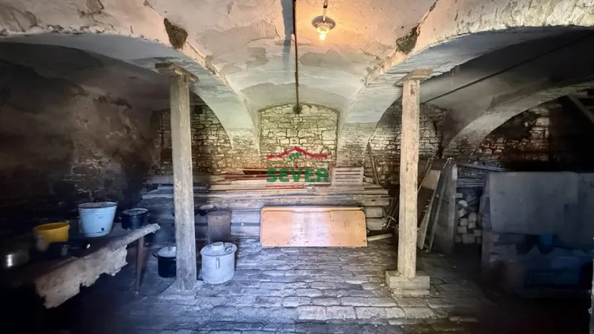 Prodej rodinného domu, Křesín - Levousy, 241 m2