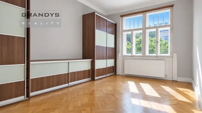 Pronájem bytu 3+1, Praha - Bubeneč, Čechova, 104 m2