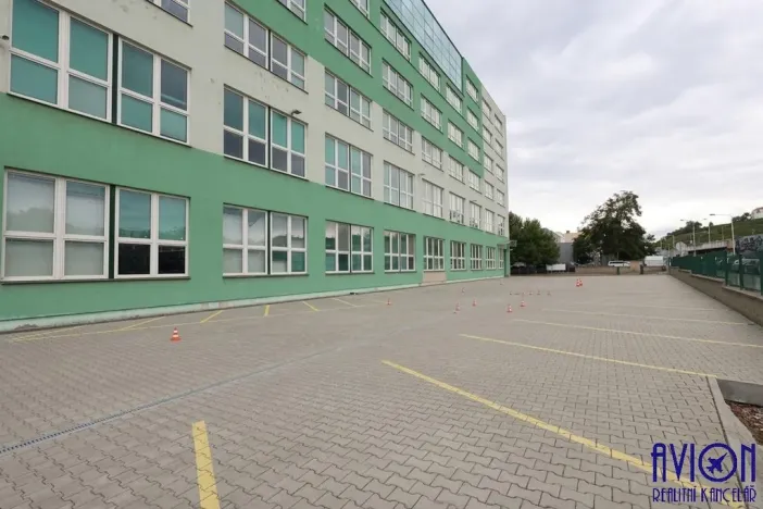 Pronájem kanceláře, Praha - Modřany, Mezi vodami, 400 m2