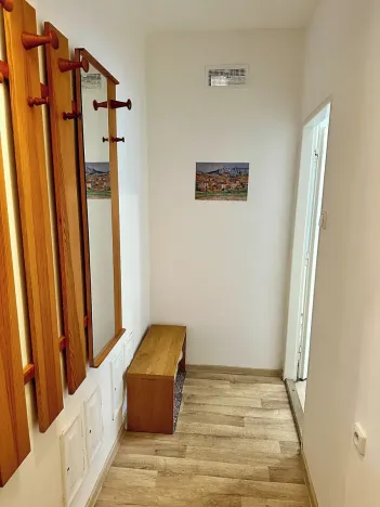 Pronájem bytu 1+kk, Praha - Břevnov, Hošťálkova, 26 m2