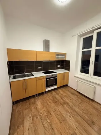 Pronájem bytu 2+1, Praha - Michle, Nuselská, 55 m2