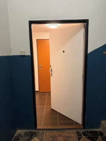 Pronájem bytu 2+1, Praha - Michle, Nuselská, 55 m2
