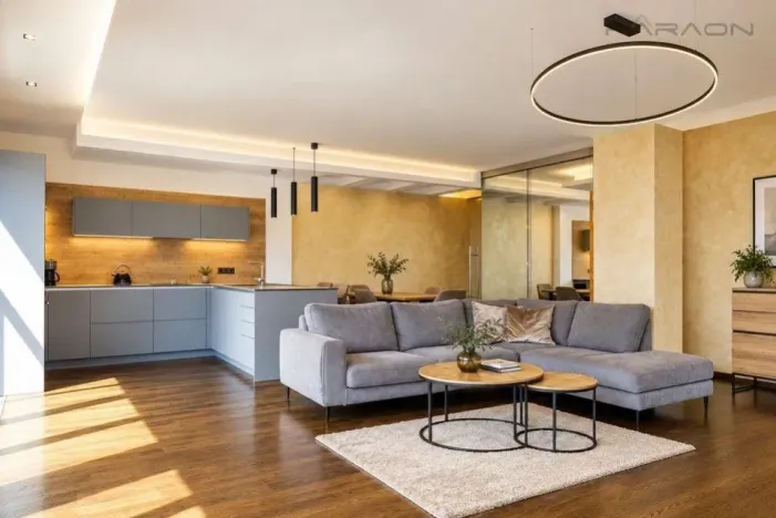 Pronájem bytu 2+kk, Praha - Vinohrady, Korunní, 89 m2