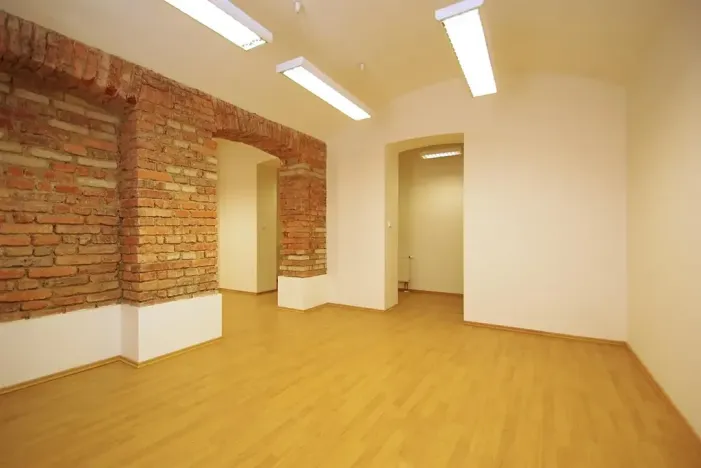 Pronájem obchodního prostoru, Praha - Vinohrady, Mánesova, 135 m2