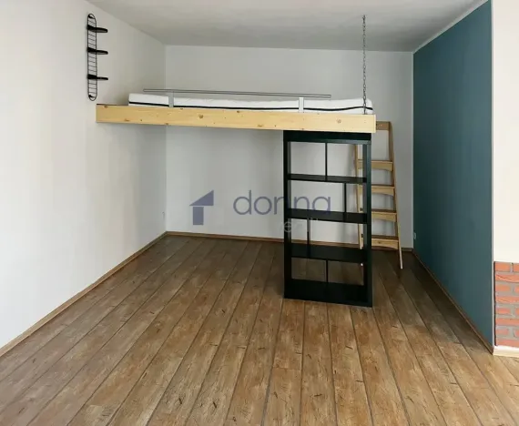 Pronájem bytu 1+kk, Praha, Hnězdenská, 40 m2