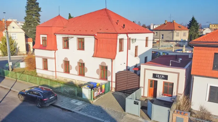 Prodej vícegeneračního domu, Holice, Hradecká, 226 m2