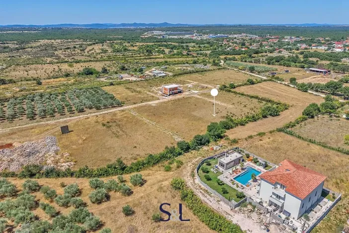 Prodej pozemku pro bydlení, Poličnik, Chorvatsko, ul. Hrvatskih branitelja, 604 m2