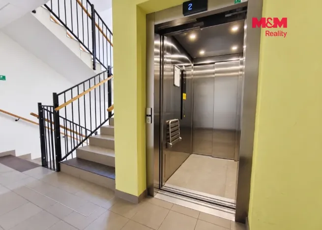 Pronájem bytu 2+kk, Praha, Rižská, 57 m2