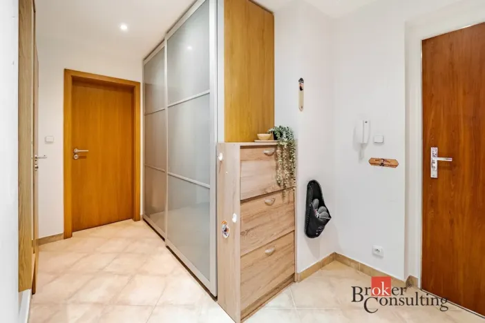 Pronájem bytu 3+kk, Praha - Hloubětín, Nademlejnská, 85 m2