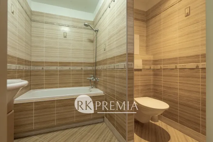 Pronájem bytu 2+kk, Teplice, Trnovanská, 40 m2