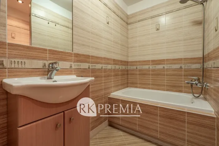 Pronájem bytu 2+kk, Teplice, Trnovanská, 40 m2