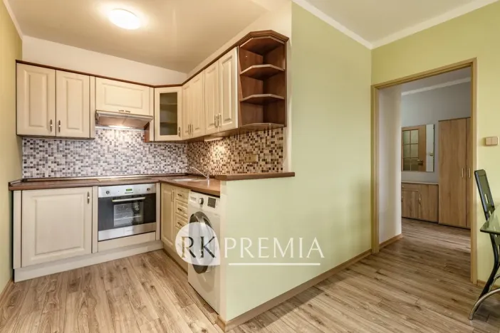 Pronájem bytu 2+kk, Teplice, Trnovanská, 40 m2