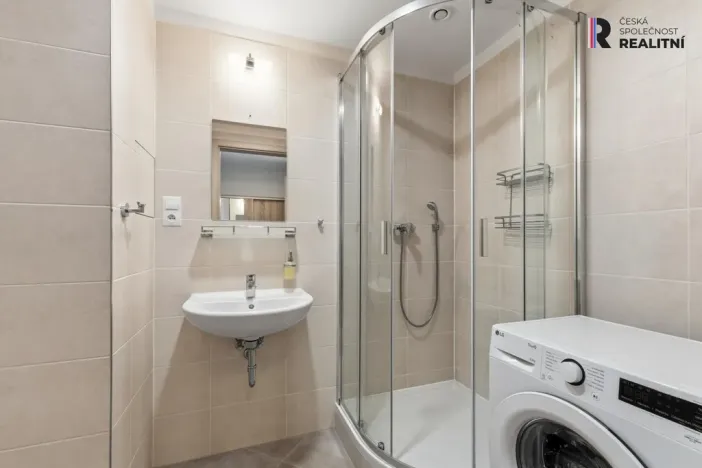 Pronájem bytu 1+kk, Praha - Třebonice, Do zahrádek I, 29 m2