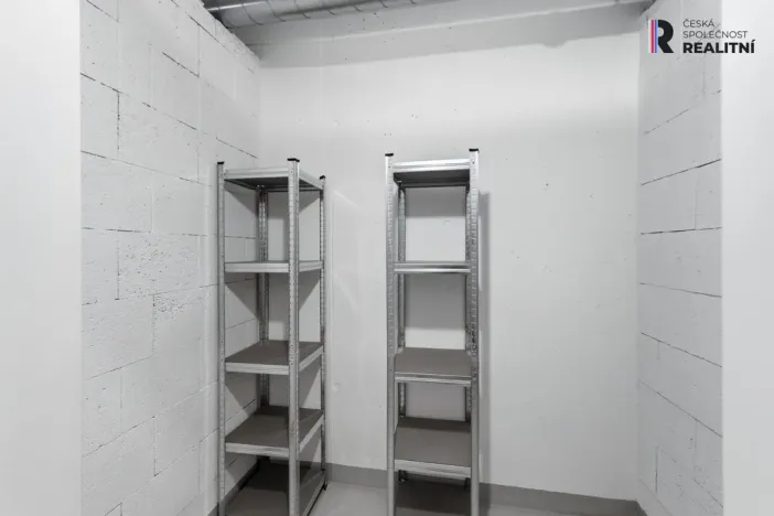 Pronájem bytu 1+kk, Praha - Třebonice, Do zahrádek I, 29 m2