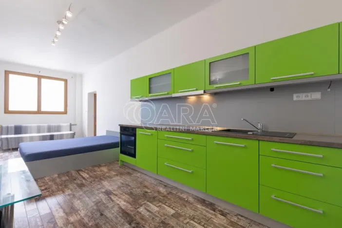 Pronájem bytu 1+kk, Nový Jičín, Masarykovo nám., 30 m2