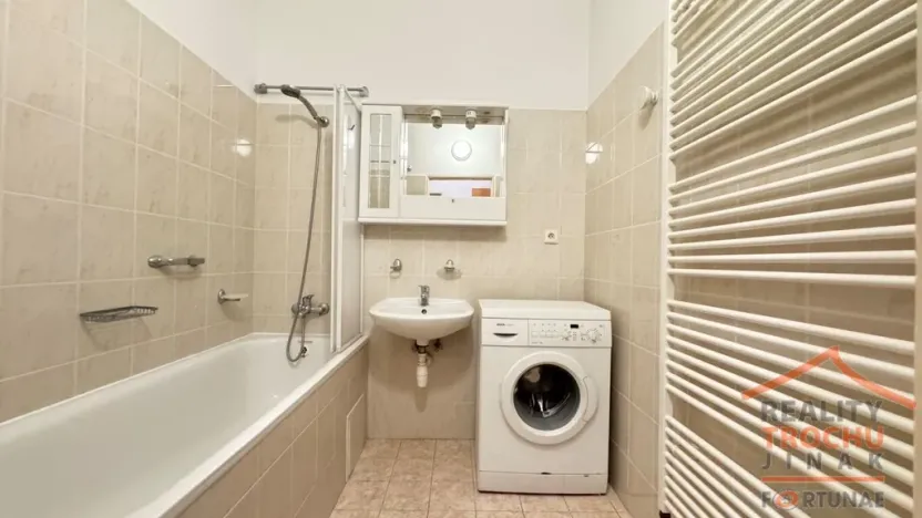 Prodej bytu 2+kk, Hradec Králové, Pardubická, 48 m2