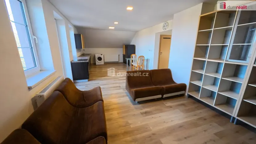Pronájem rodinného domu, Bystřice - Ouběnice, 300 m2