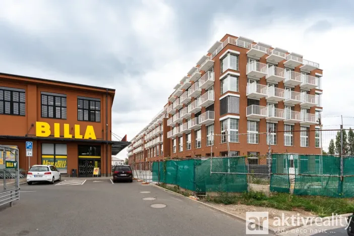 Pronájem bytu 2+kk, Praha - Kbely, Mladoboleslavská, 46 m2