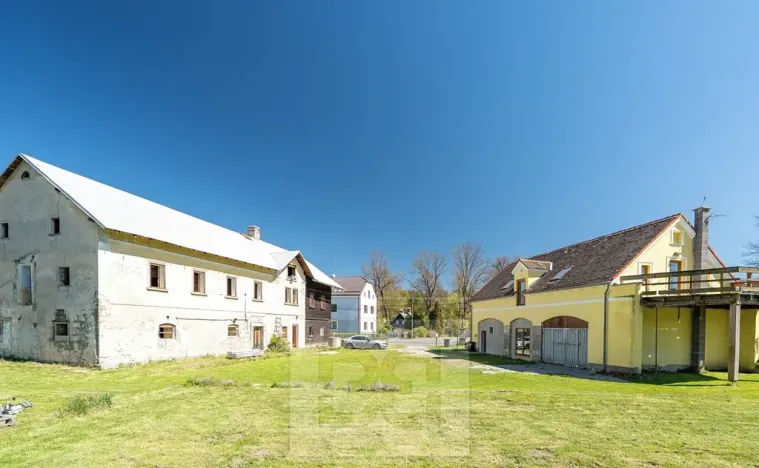 Prodej rodinného domu, Cvikov, 197 m2