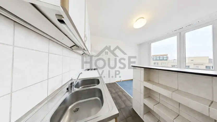 Prodej bytu 2+1, Praha - Černý Most, Cíglerova, 65 m2
