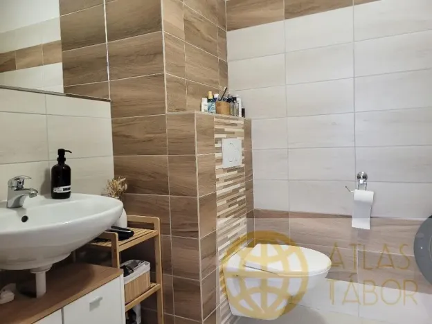 Pronájem bytu 2+kk, Tábor - Klokoty, Kpt. Jaroše, 53 m2