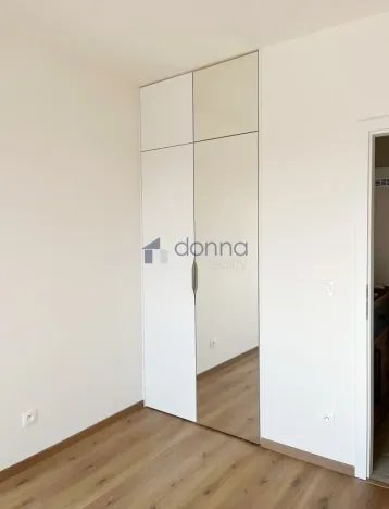 Pronájem bytu 2+kk, Praha, Sedlářova, 52 m2