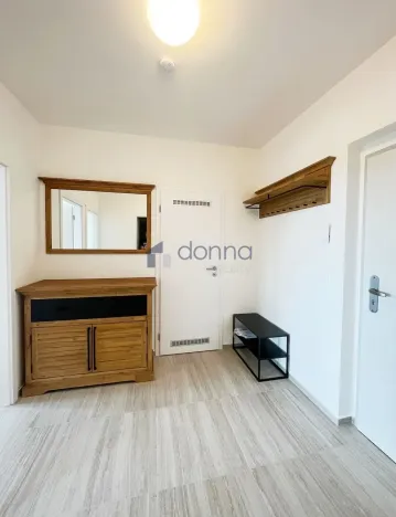 Pronájem bytu 2+kk, Praha, Sedlářova, 52 m2