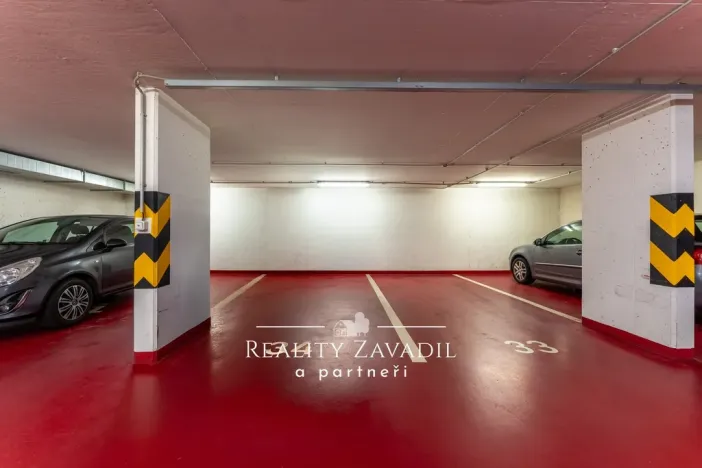 Prodej garáže, Praha - Kyje, Pelušková, 13 m2