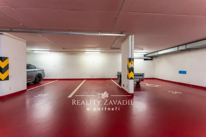 Prodej garáže, Praha - Kyje, Pelušková, 13 m2