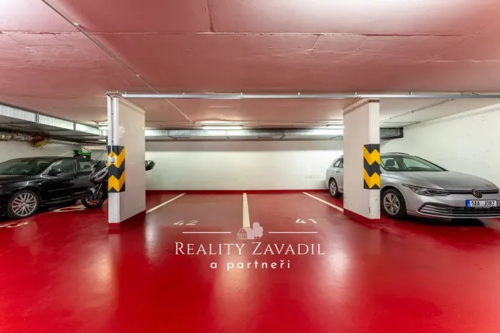 Prodej garáže, Praha - Kyje, Pelušková, 13 m2