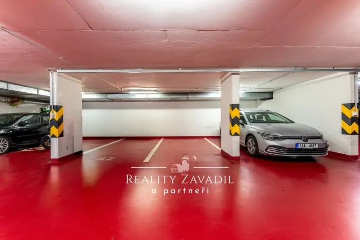 Prodej garáže, Praha - Kyje, Pelušková, 13 m2