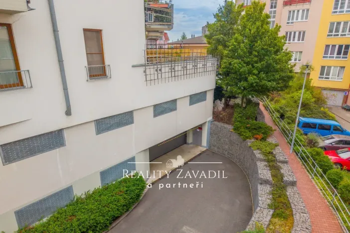 Prodej garáže, Praha - Kyje, Pelušková, 13 m2