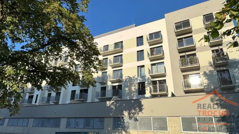 Prodej bytu 2+kk, Hradec Králové, Pod Zámečkem, 43 m2