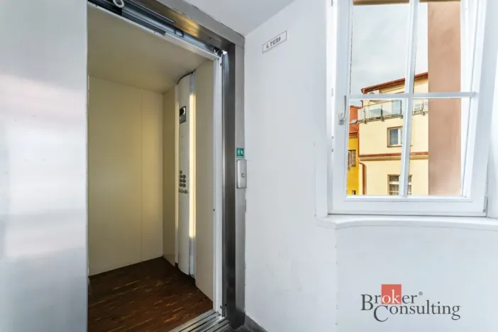 Prodej bytu 2+kk, Praha - Žižkov, Roháčova, 47 m2